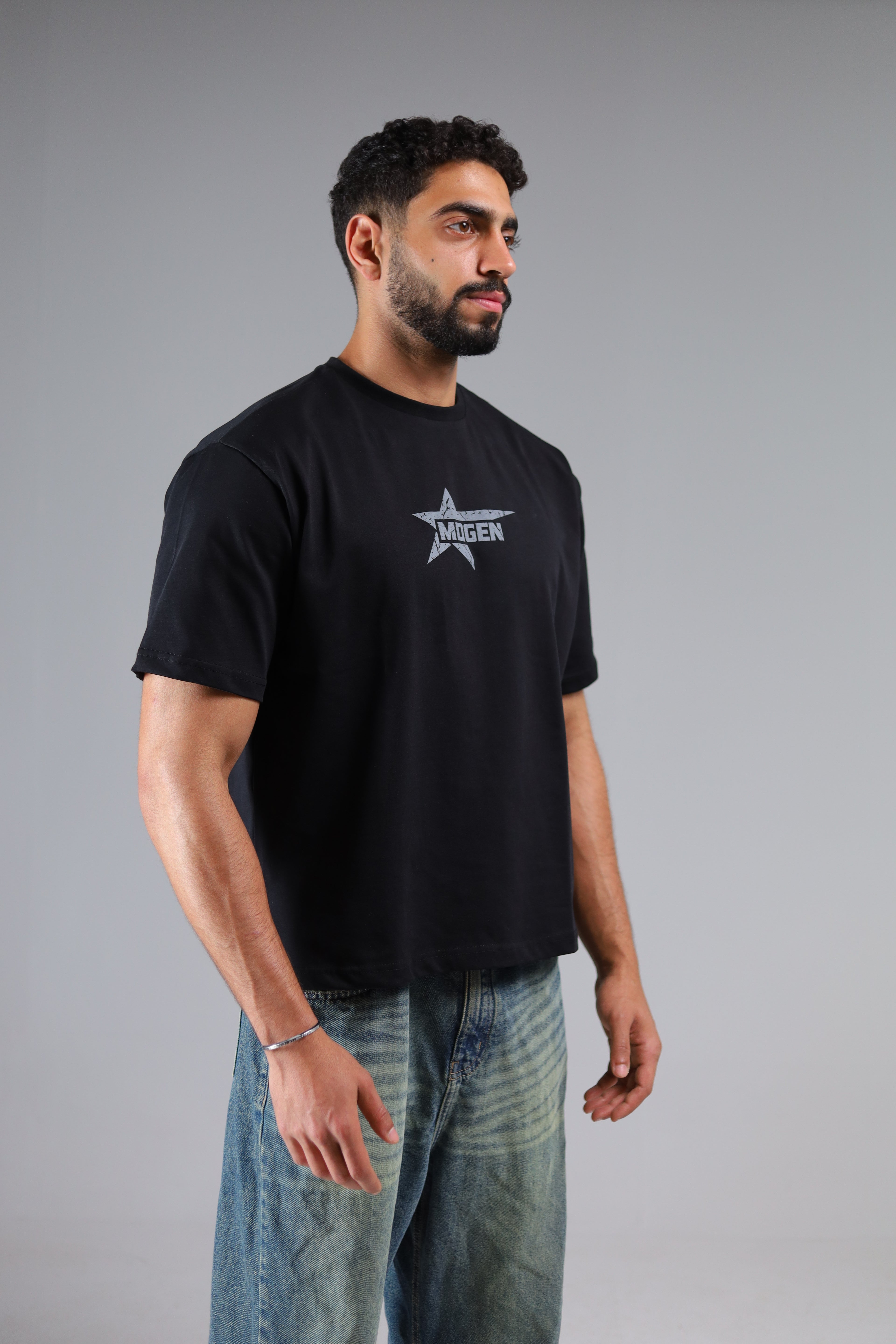 MOGEN Midnight Star Boxy T-shirt