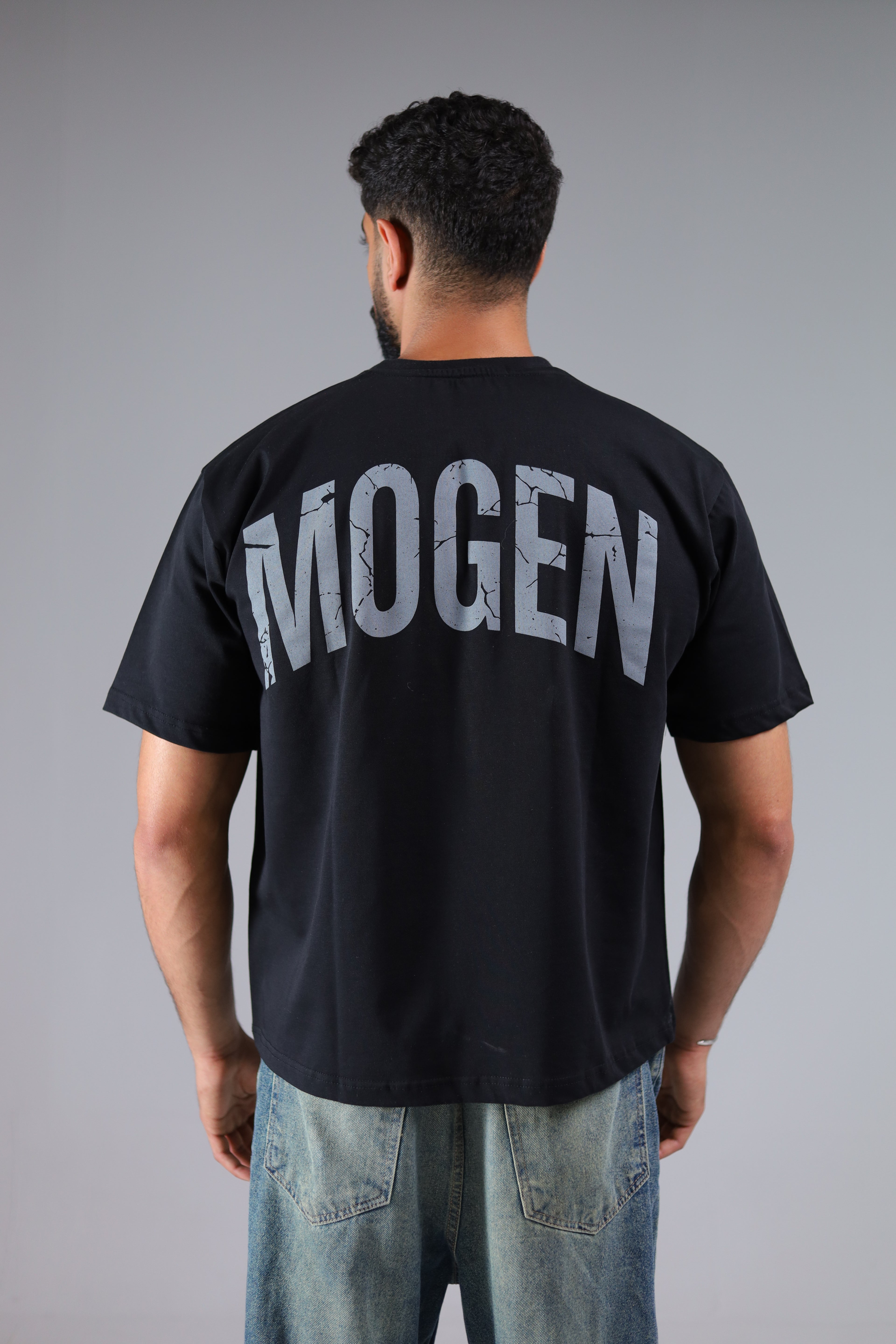 MOGEN Midnight Star Boxy T-shirt
